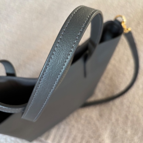 Saint Laurent Toy Shopping Tote - Picture 15 of 16